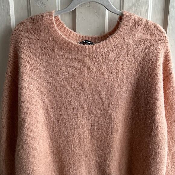 Express Crew Neck Sweater Peach - Picture 3 of 8